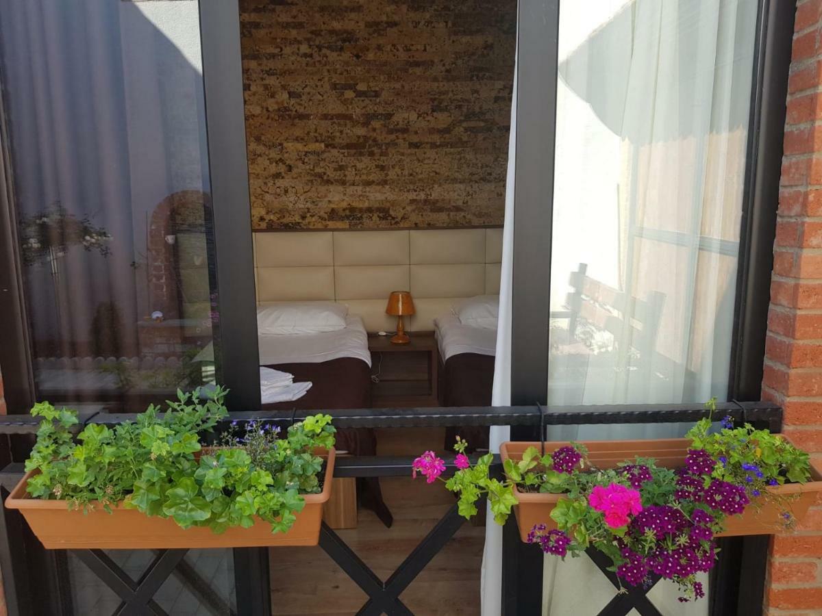 Apart Hotel Avlabari Yard Tbilisi Bagian luar foto